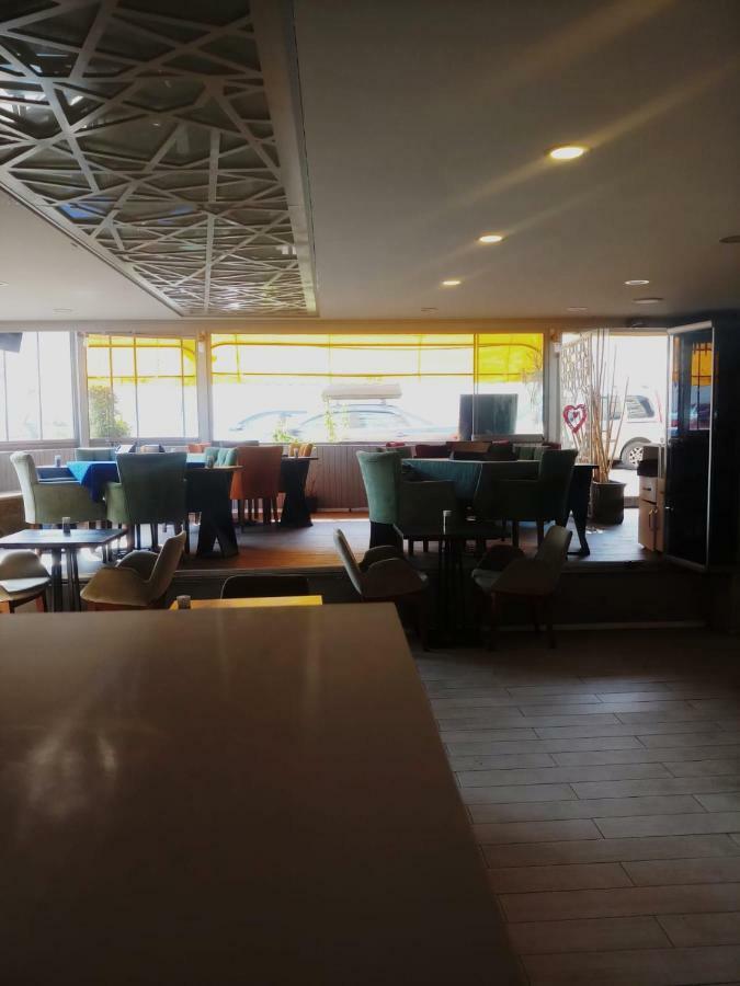 אנטליה Ozturk Hotel מראה חיצוני תמונה